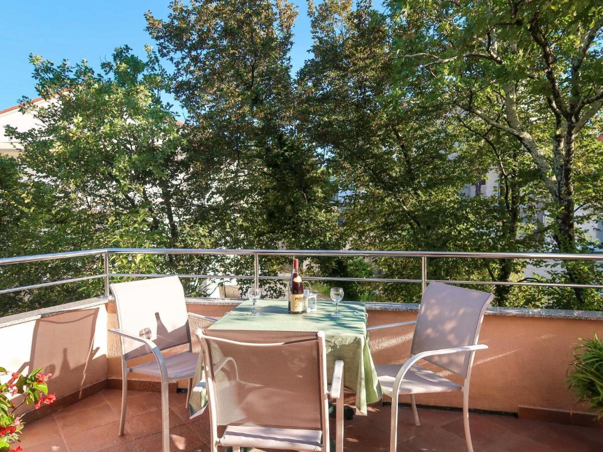 Apartment Vera - Mlk326 By Interhome Malinska Bagian luar foto